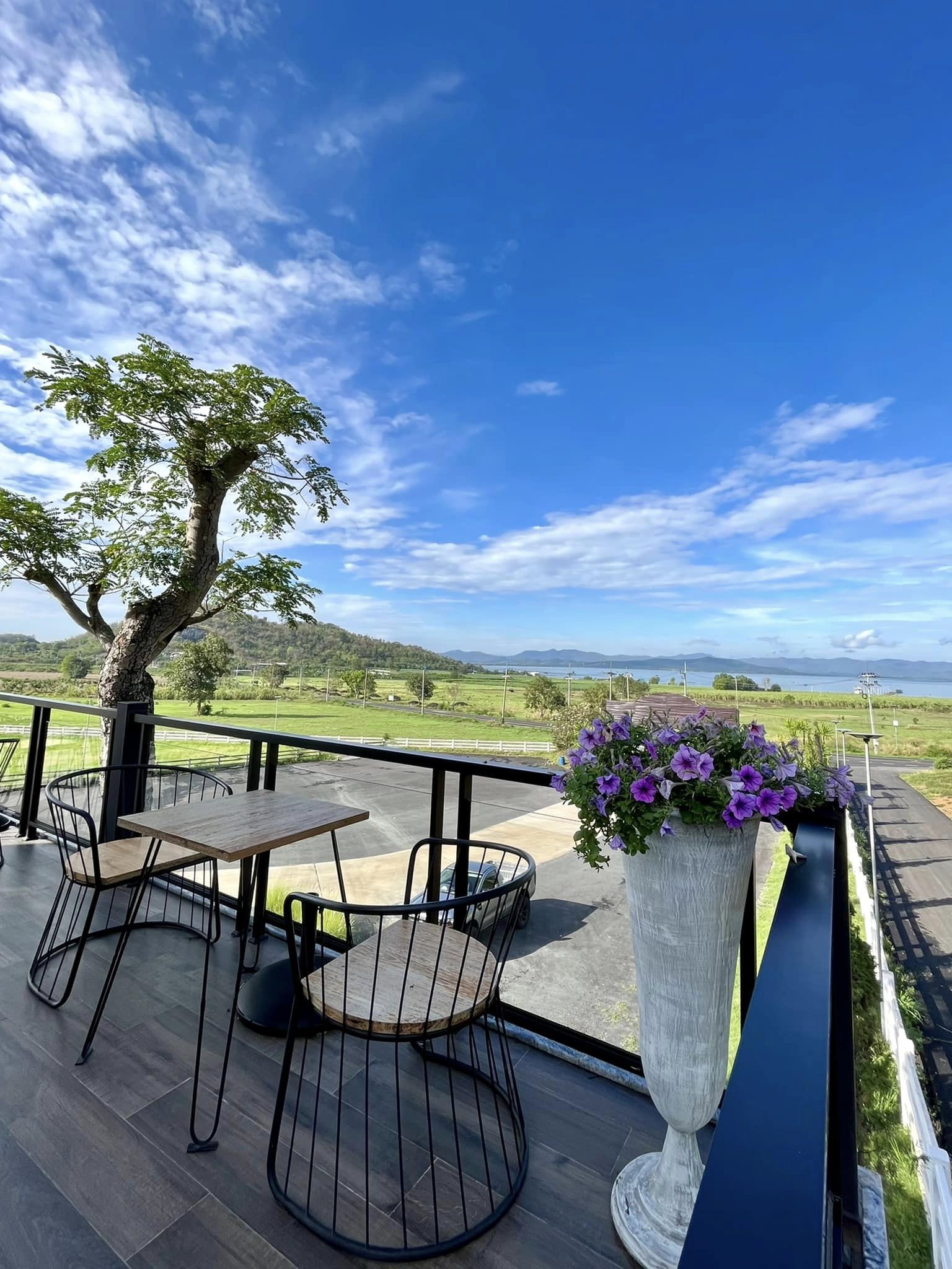 คาเฟ่ สุพรรณบุรี ด่านช้าง