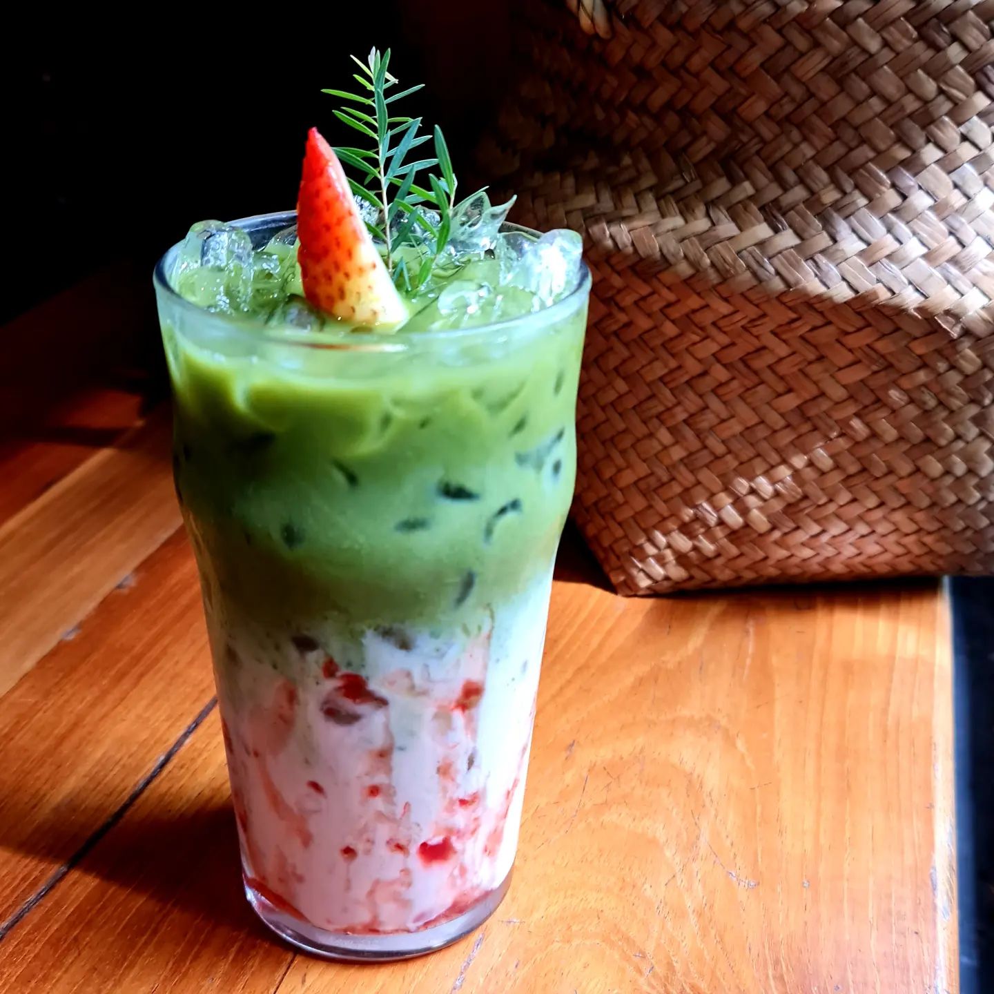 คาเฟ่สุพรรณบุรี-อำเภอเมือง-เติมกาแฟ