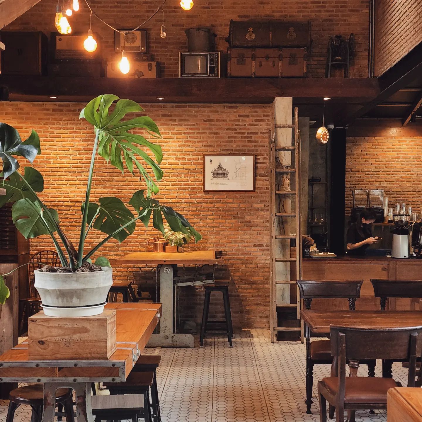 คาเฟ่สุพรรณบุรี-อำเภอเมือง-เติมกาแฟ