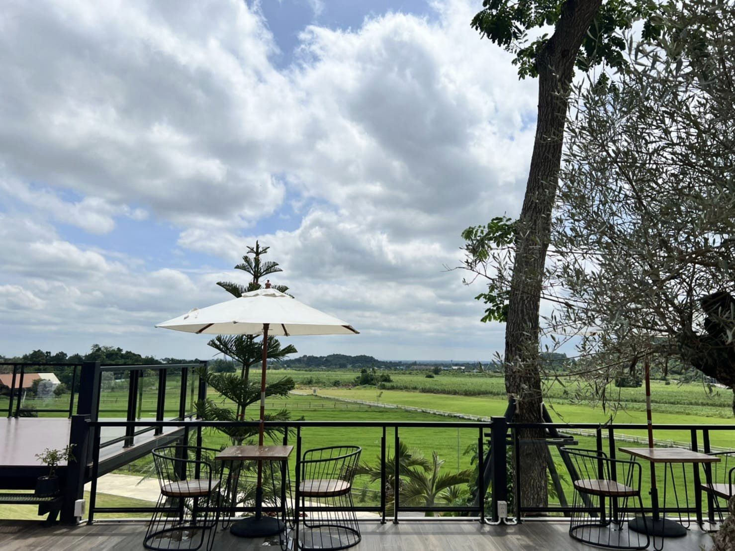 คาเฟ่ สุพรรณบุรี ด่านช้าง