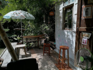 คาเฟ่สุพรรณบุรี ณ ทรี คาเฟ่