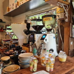 คาเฟ่สุพรรณบุรี ณ ทรี คาเฟ่