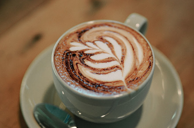 คาเฟ่สุพรรณบุรี ณ ทรี คาเฟ่