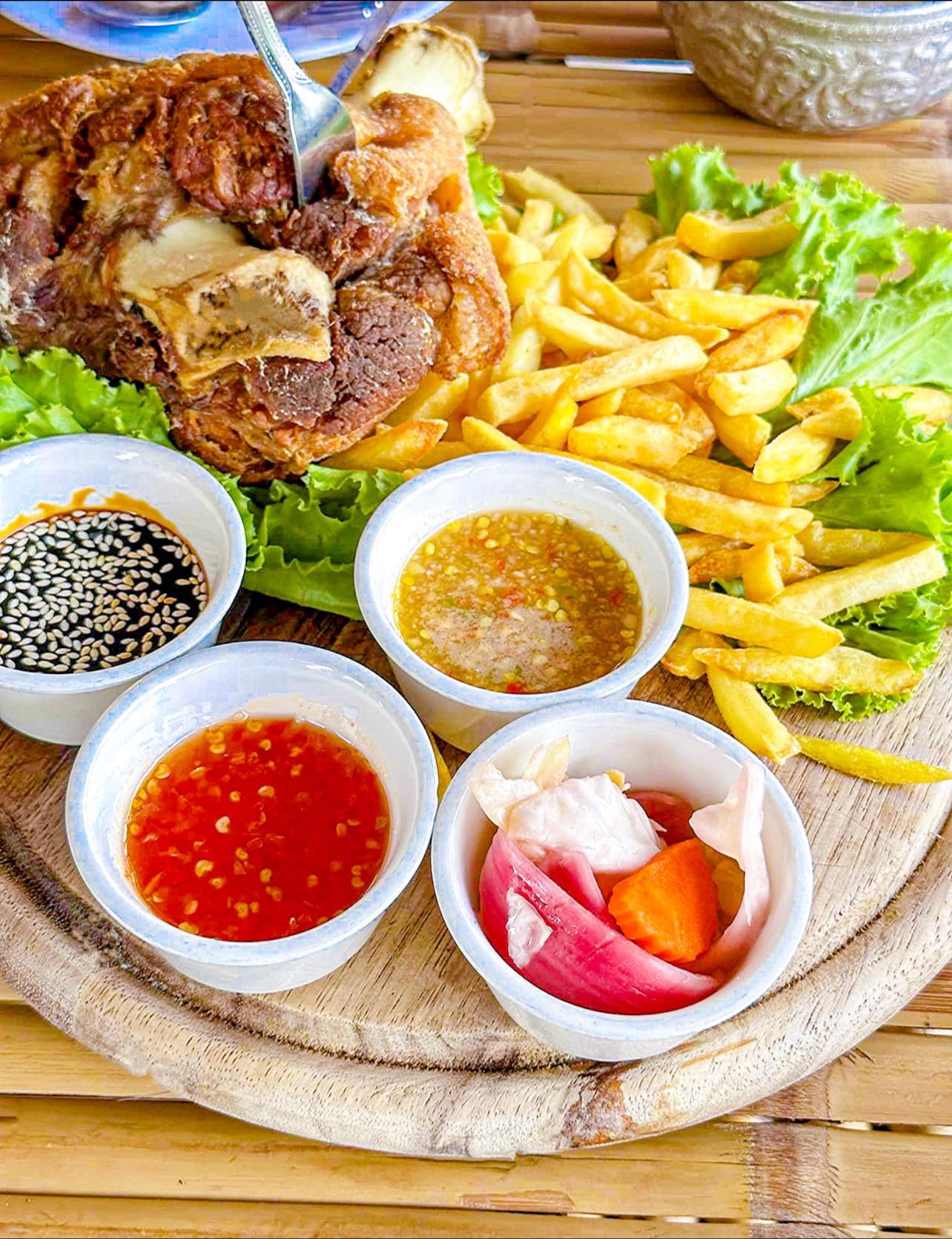 คาเฟ่สุพรรณบุรี กาแฟเมืองเหน่อ