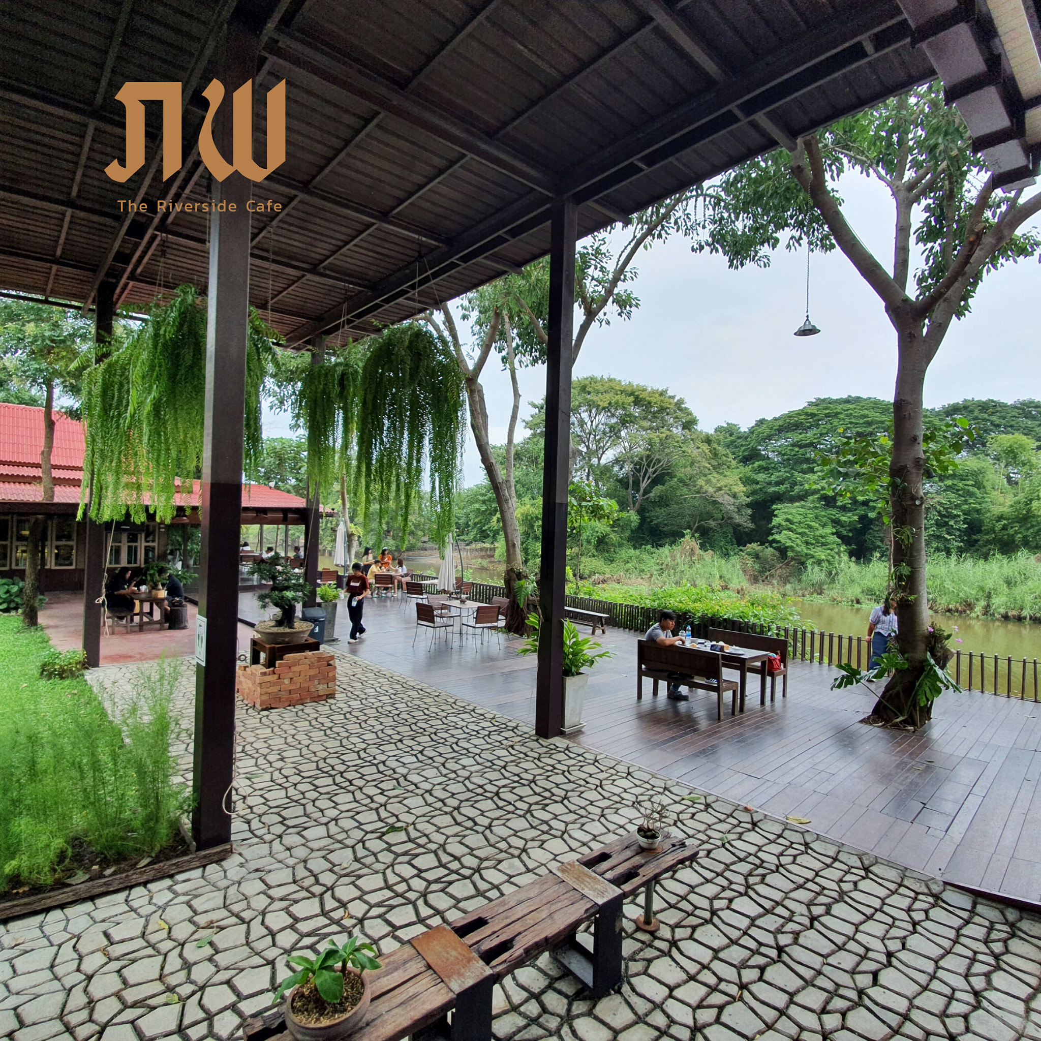 คาเฟ่สุพรรณบุรี ภพ คาเฟ่