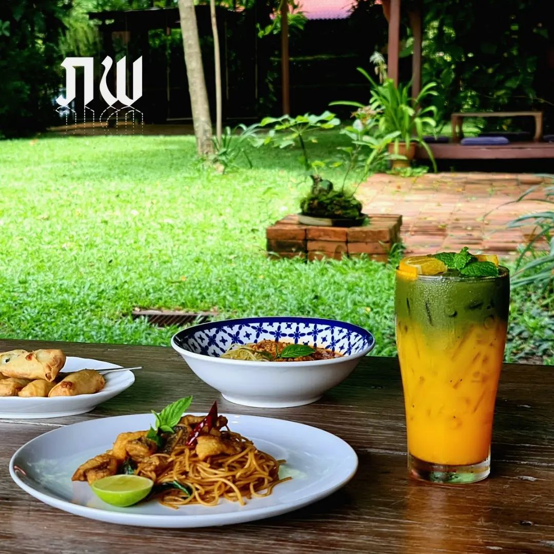 คาเฟ่สุพรรณบุรี ภพ คาเฟ่