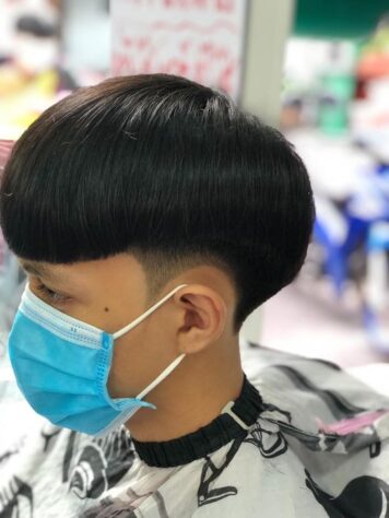 แบบทรงผม รองทรงกลางไว้ขอบ