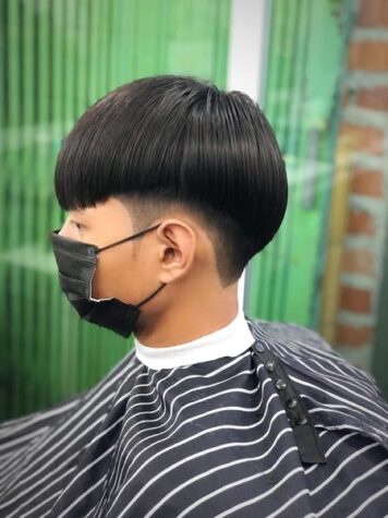 รองทรงกลางไว้บน