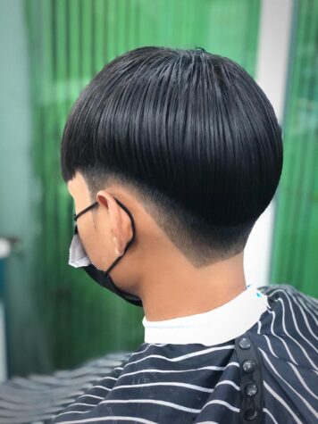 รองทรงกลางไว้ขอบ