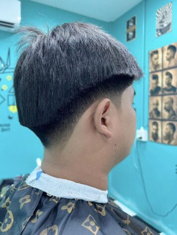 รองทรงกลางไว้ขอบ