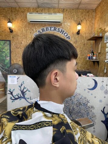 รองทรงกลางไว้ขอบ