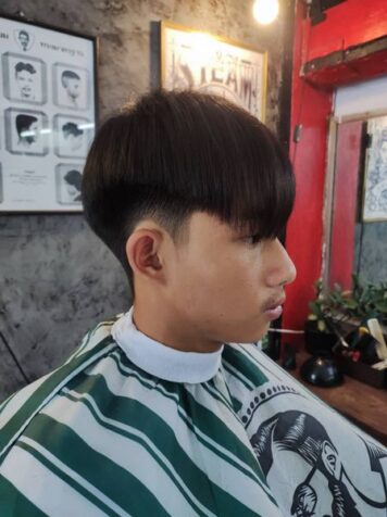 รองทรงกลางไว้ขอบ