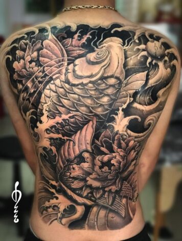 ลายสักปลาคราฟ