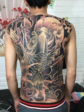 ลายสักปลาคราฟ