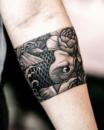 ลายสักปลาคราฟ