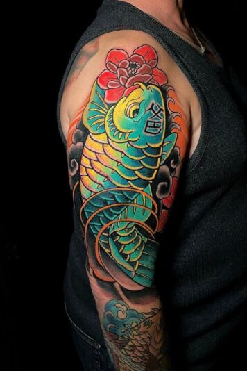 สักปลาคราฟ ดอกบัว