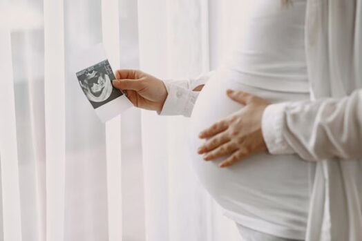 IVF กับ ICSI ต่างกันอย่างไร
